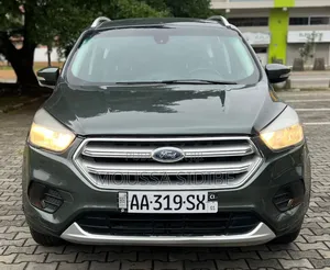 Photo - Ford Escape 2018 Gris