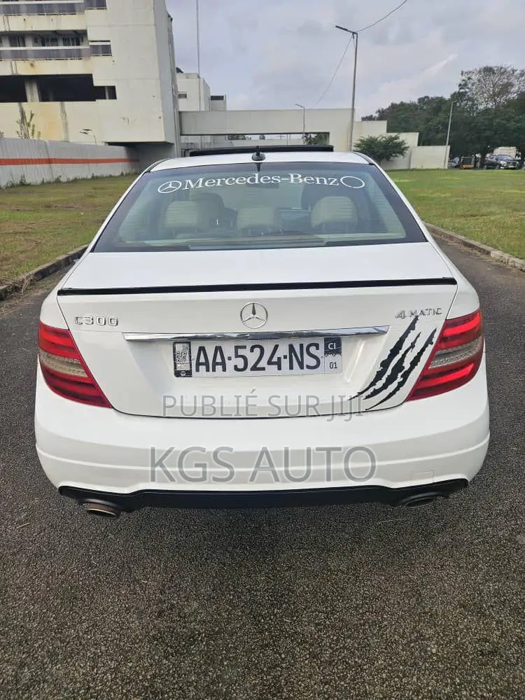 Mercedes-Benz C300 Sport 4Matic Sedan AWD (3.5L 6cyl 7A) 2013 Blanc