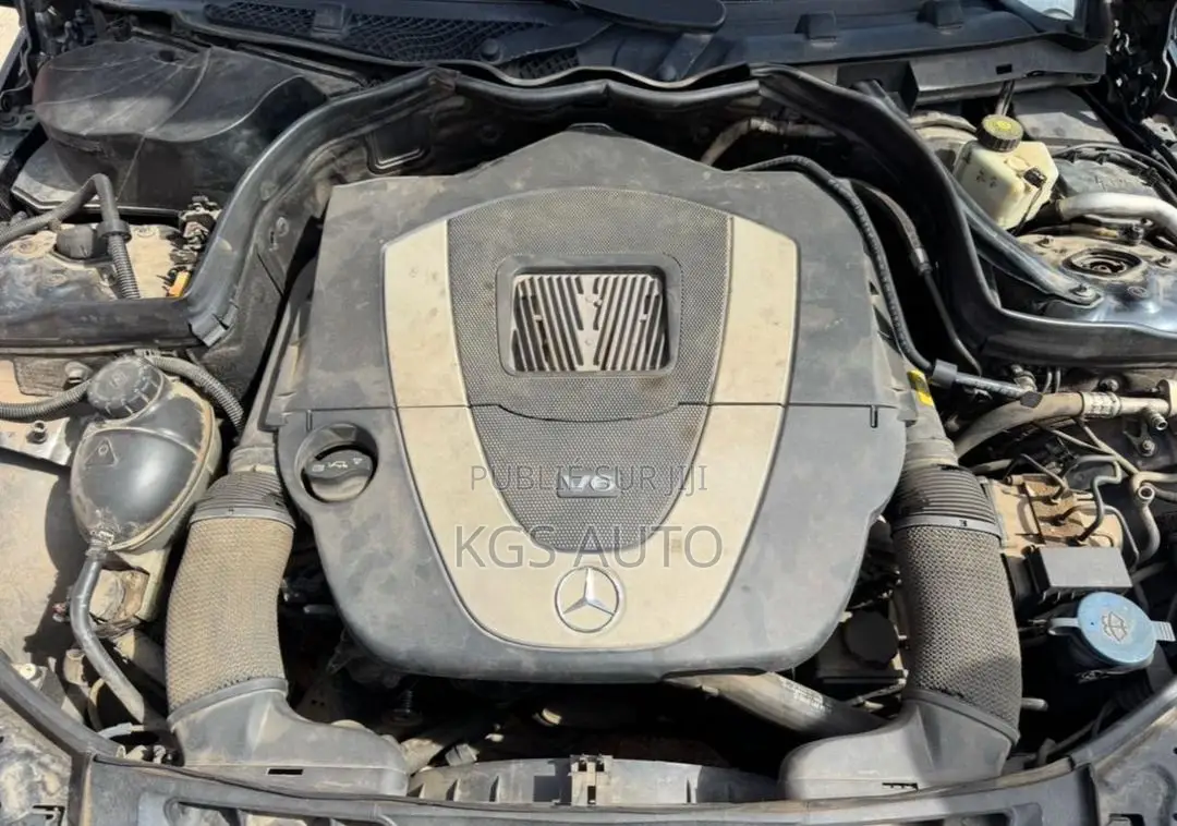 Mercedes-Benz C300 Sport 4Matic Sedan AWD (3.5L 6cyl 7A) 2013 Blanc