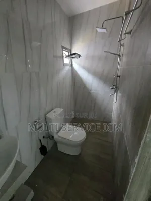 6chbre Duplex dans Ismaël Coulibaly, Bingerville à Vendre