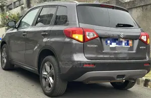 Suzuki Vitara 2017 Gris