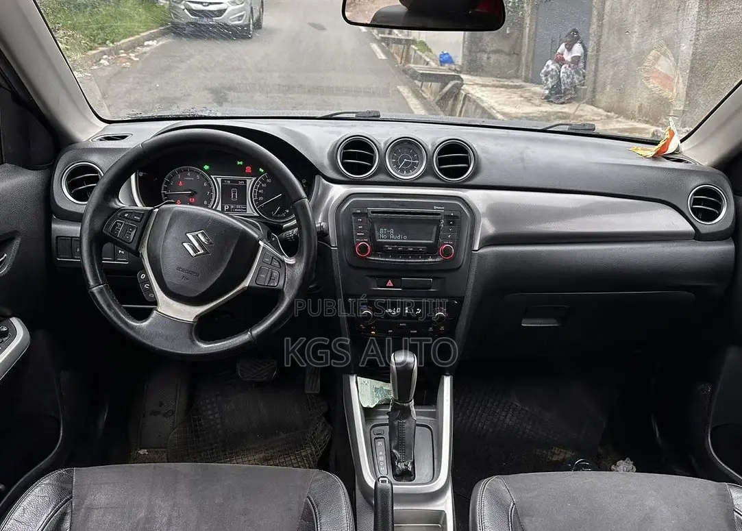 Suzuki Vitara 2017 Gris