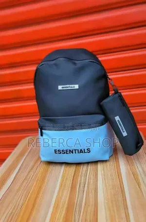 Photo - Sac À Dos Essentiels