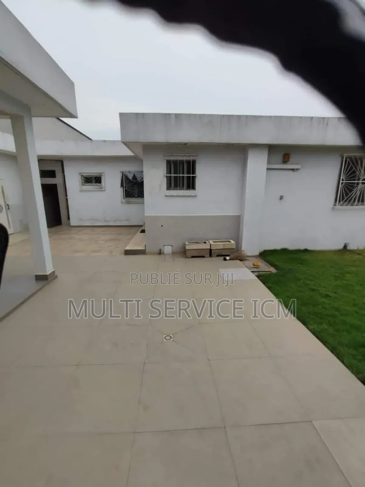 5chbre Maison de ville / Terrasse dans Ismaël Coulibaly, Cocody à Louer