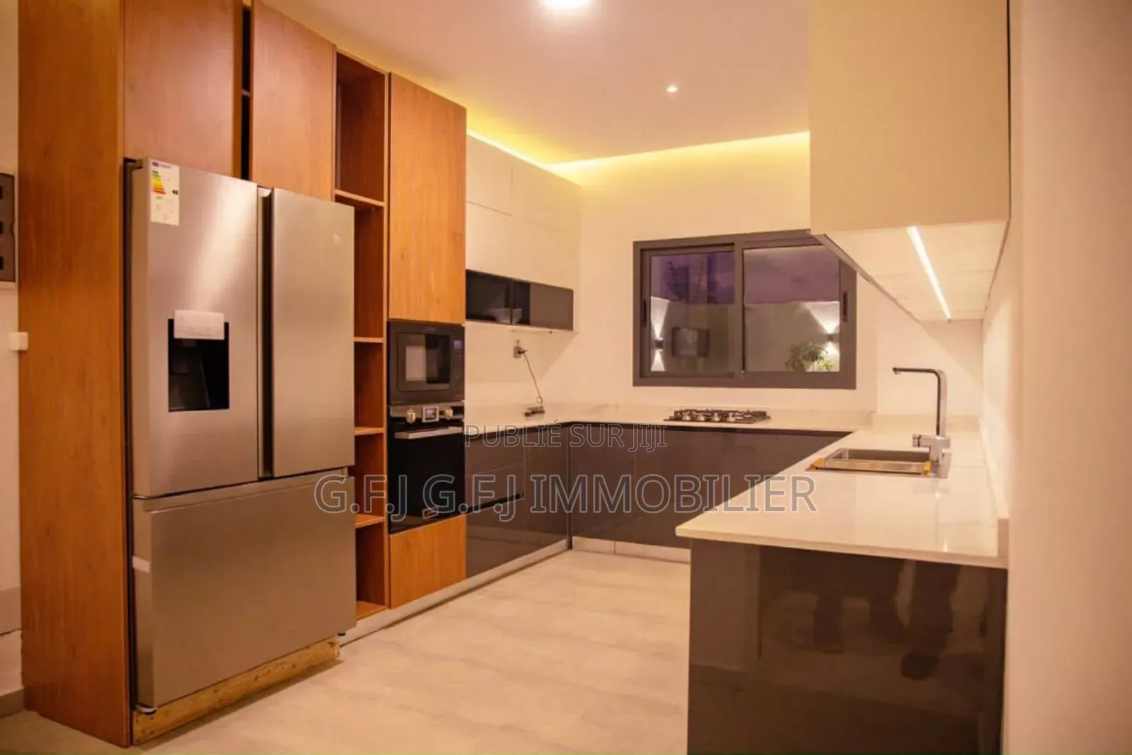 4chbre Duplex dans G.F.J Immobilier, Cocody à Louer