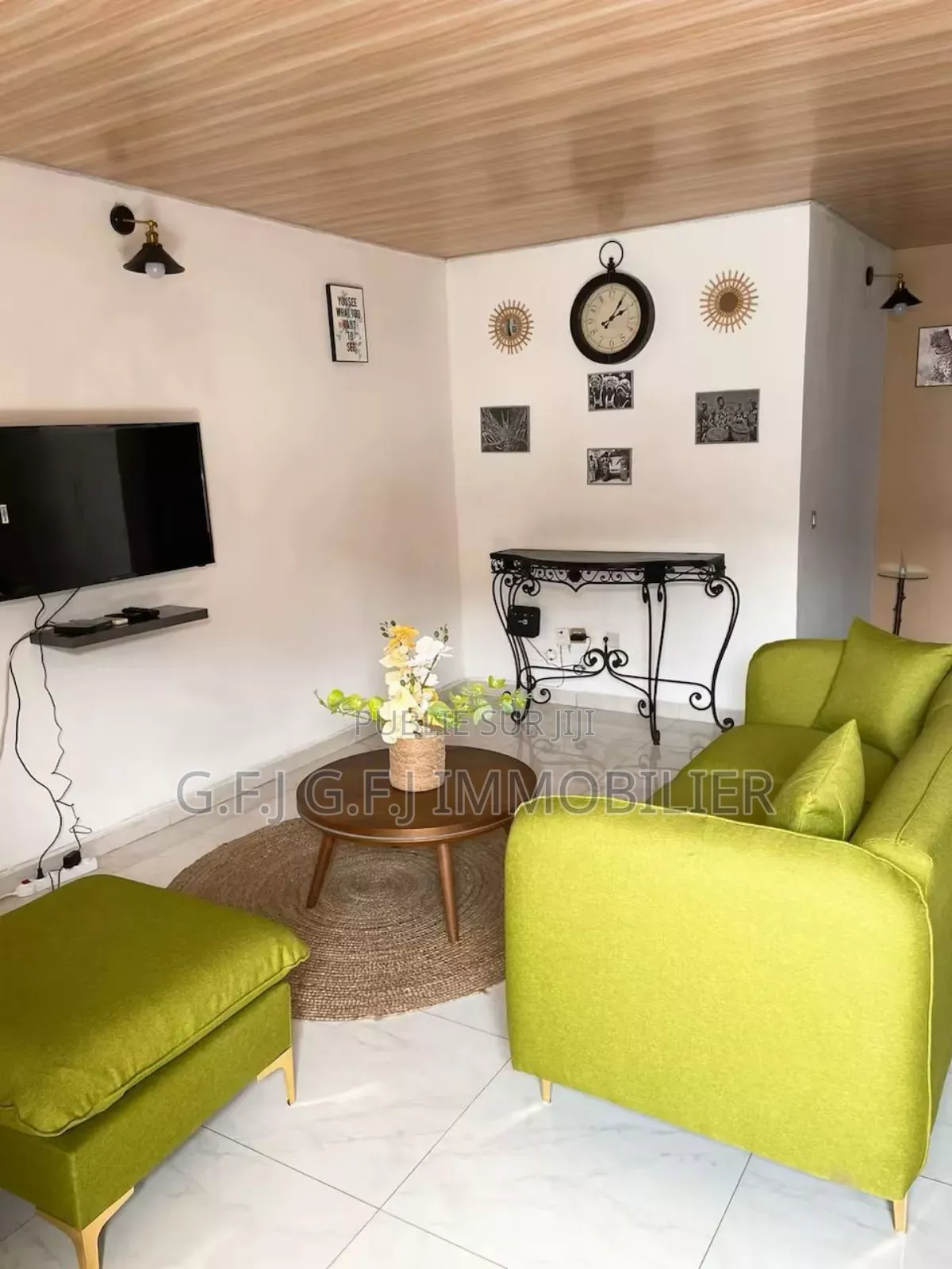 Furnished 2chbre Maison dans G.F.J Immobilier, Cocody à Louer