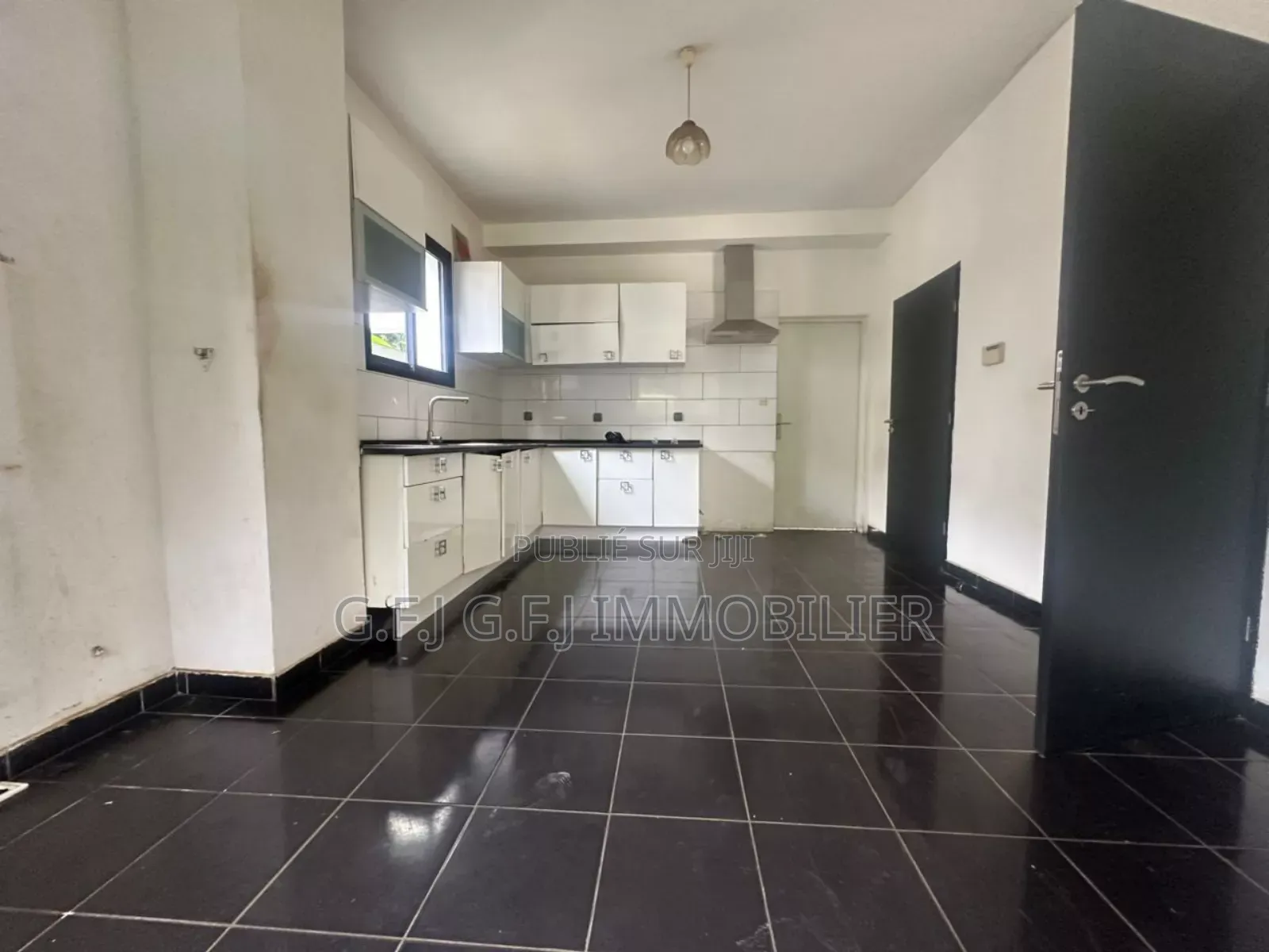 4chbre Duplex dans G.F.J Immobilier, Cocody à Louer