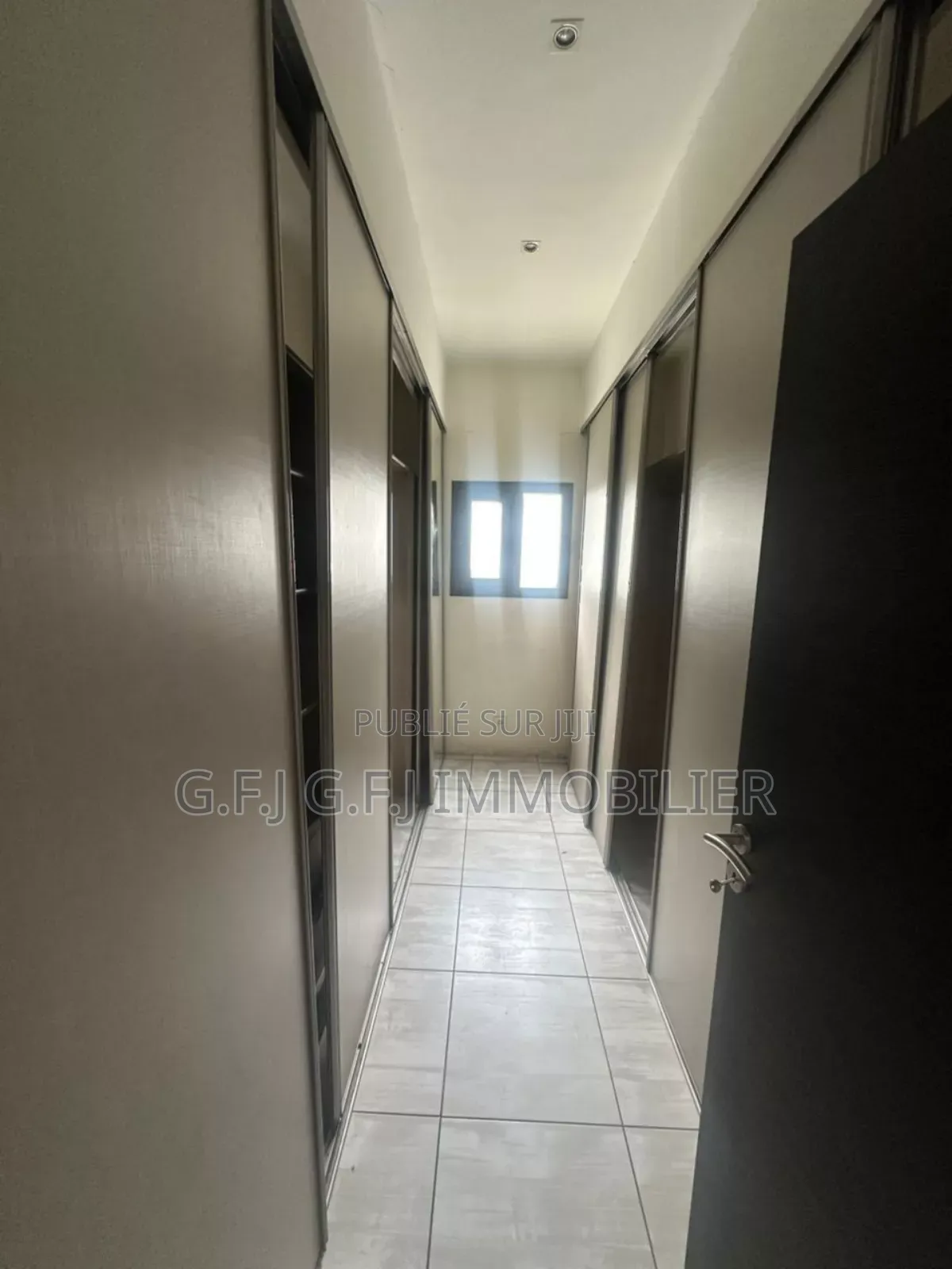 4chbre Duplex dans G.F.J Immobilier, Cocody à Louer