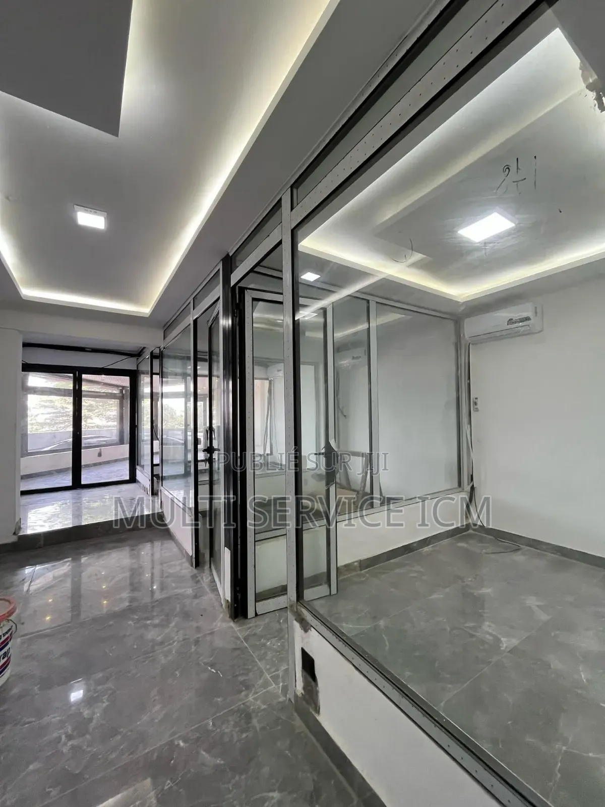 9chbre Blocs d'appartements dans Ismaël Coulibaly, Le Plateau à Vendre