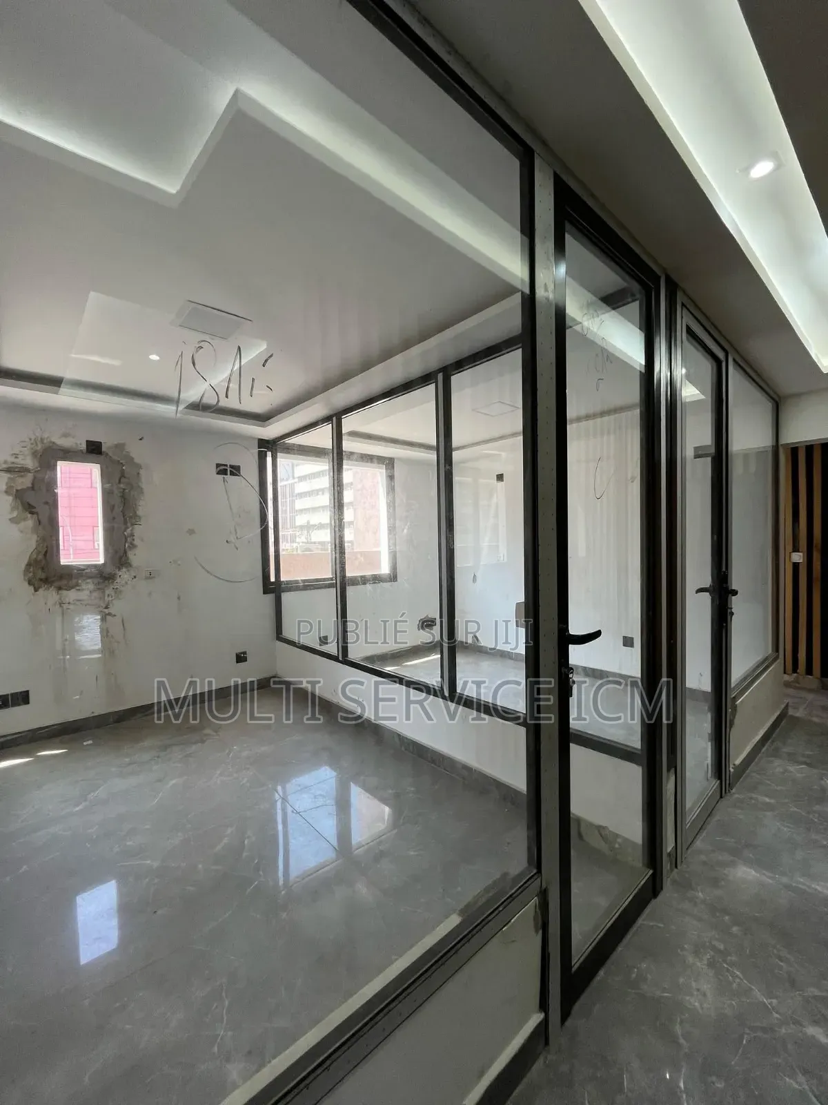 9chbre Blocs d'appartements dans Ismaël Coulibaly, Le Plateau à Vendre