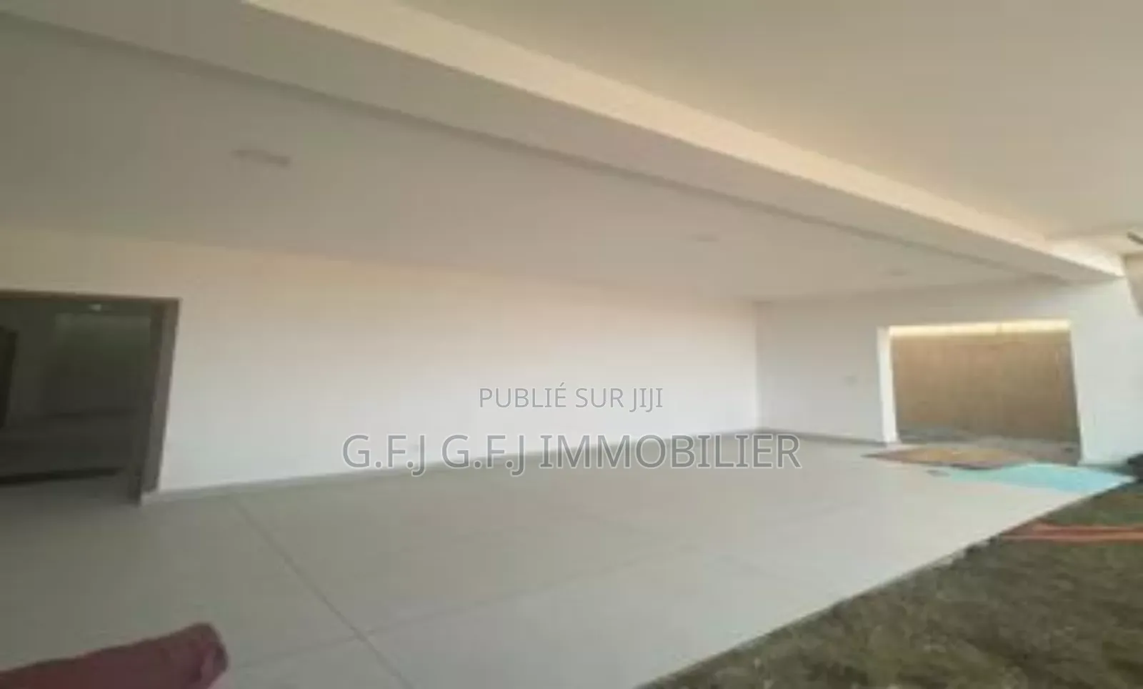 5chbre Duplex dans G.F.J Immobilier, Cocody à Vendre