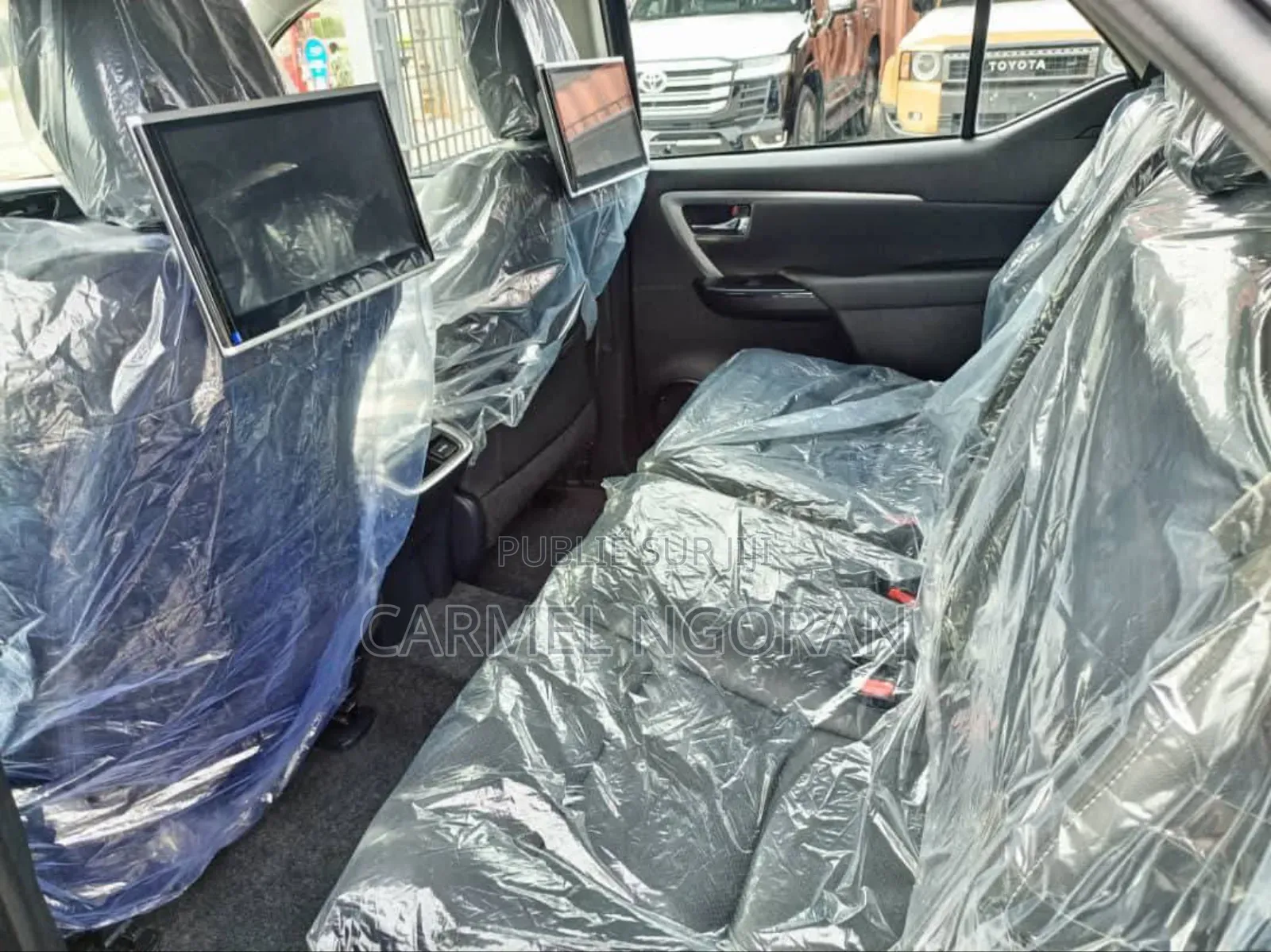 Neuf Toyota Fortuner 2024 Noir