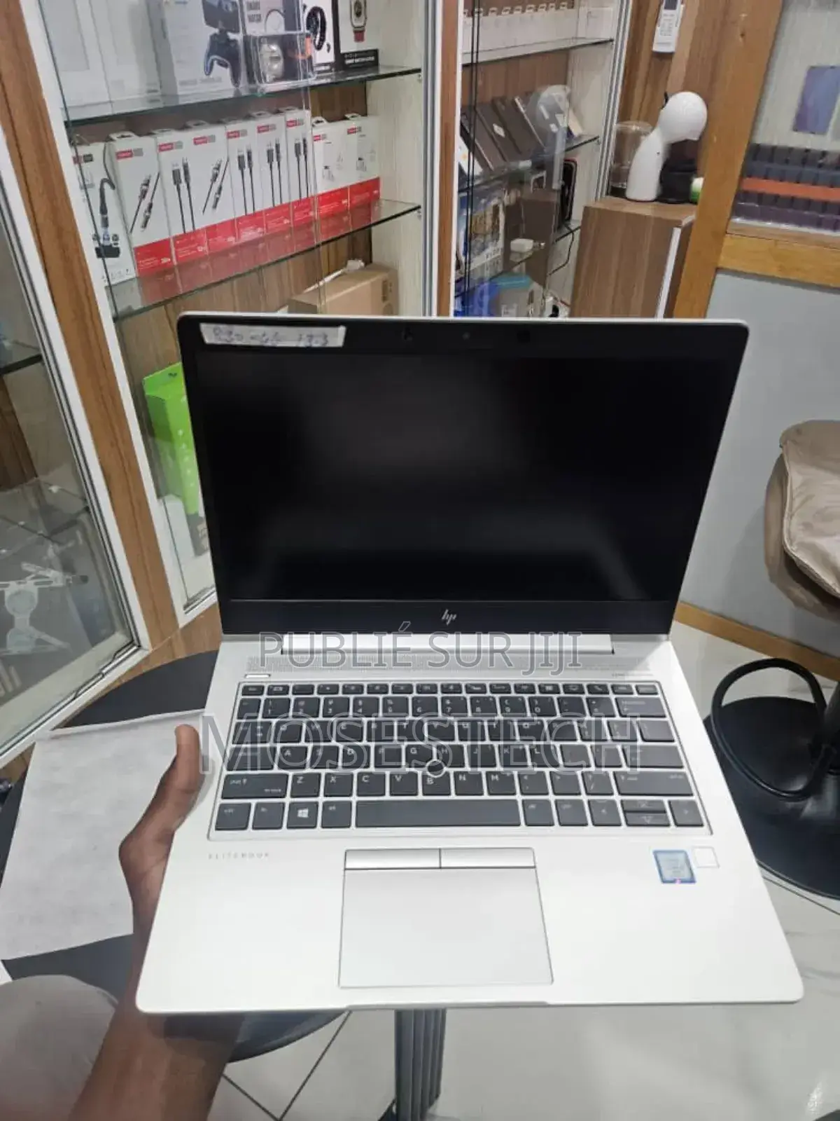 New Ordinateur Portable HP EliteBook 830 G5 4GB Intel Core I5 SSD 512GB