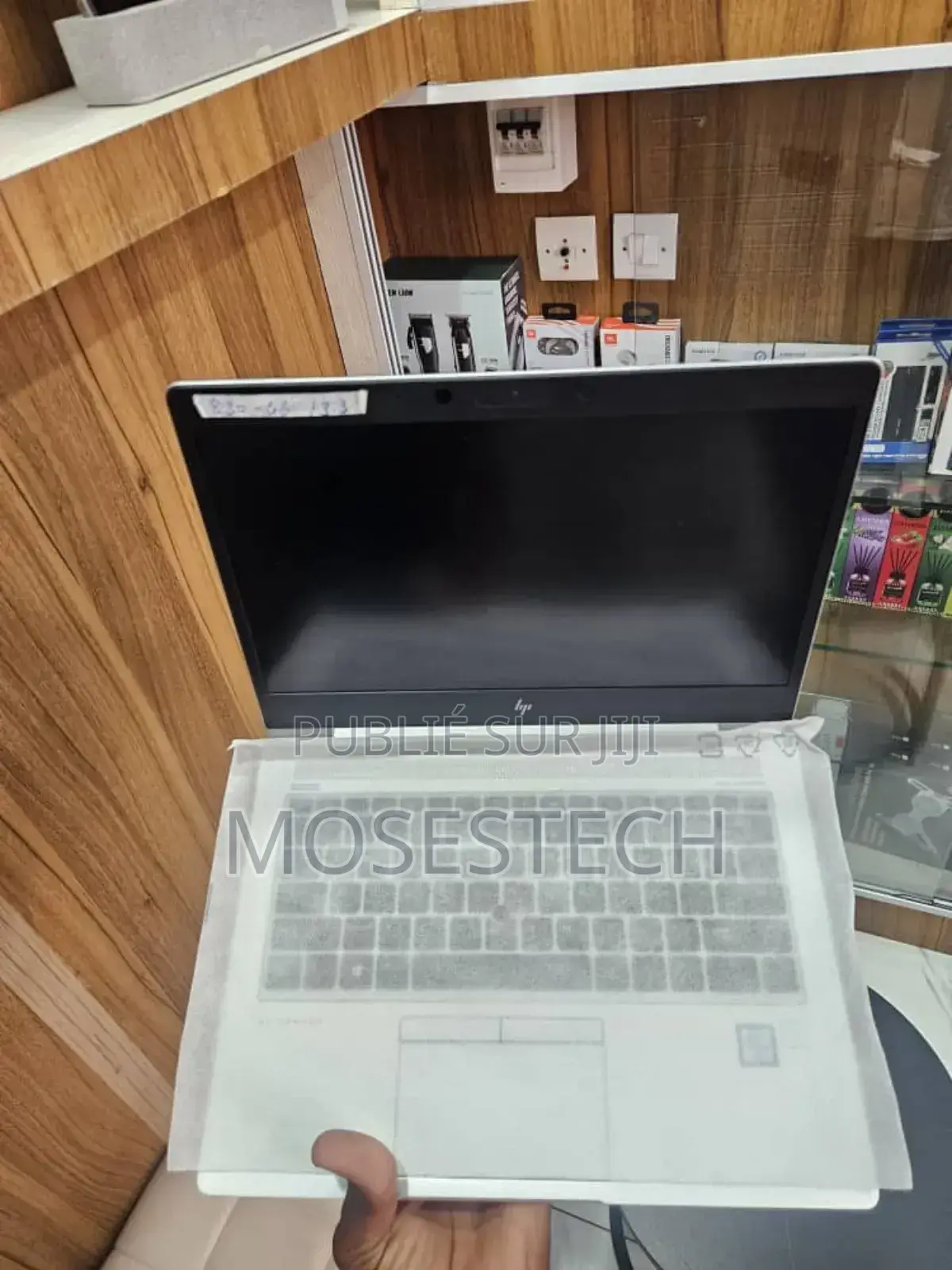 New Ordinateur Portable HP EliteBook 830 G5 4GB Intel Core I5 SSD 512GB