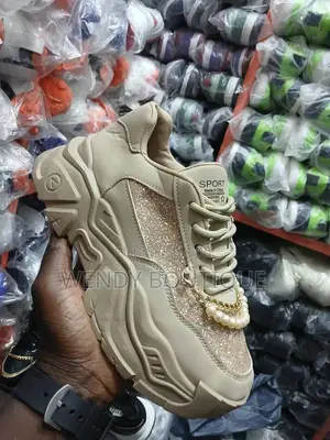 Photo - Chaussure Confort Élégant