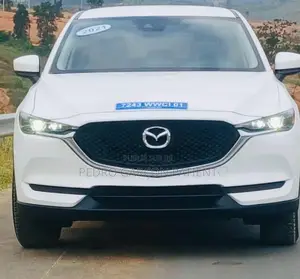 Photo - Mazda CX-5 2021 Blanc