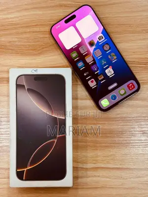 Photo - New Pomme iPhone 16 Pro Max 256 GB Gris