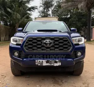 Photo - Toyota Tacoma TRD Sport Access Cab 6' Bed V6 AT 2023 Bleu