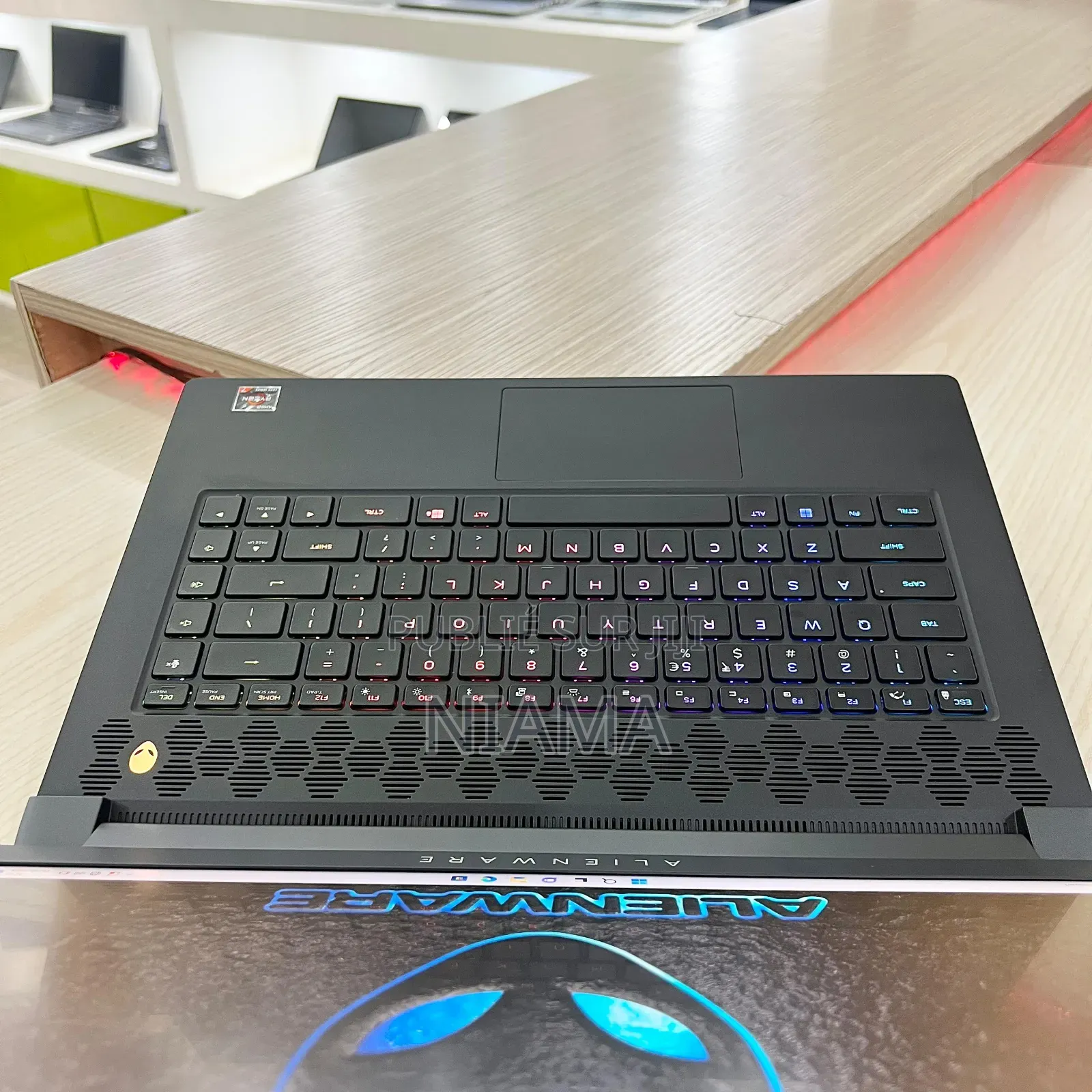New Ordinateur Portable Alienware M15 R3 32GB AMD Ryzen 7 SSD 2T