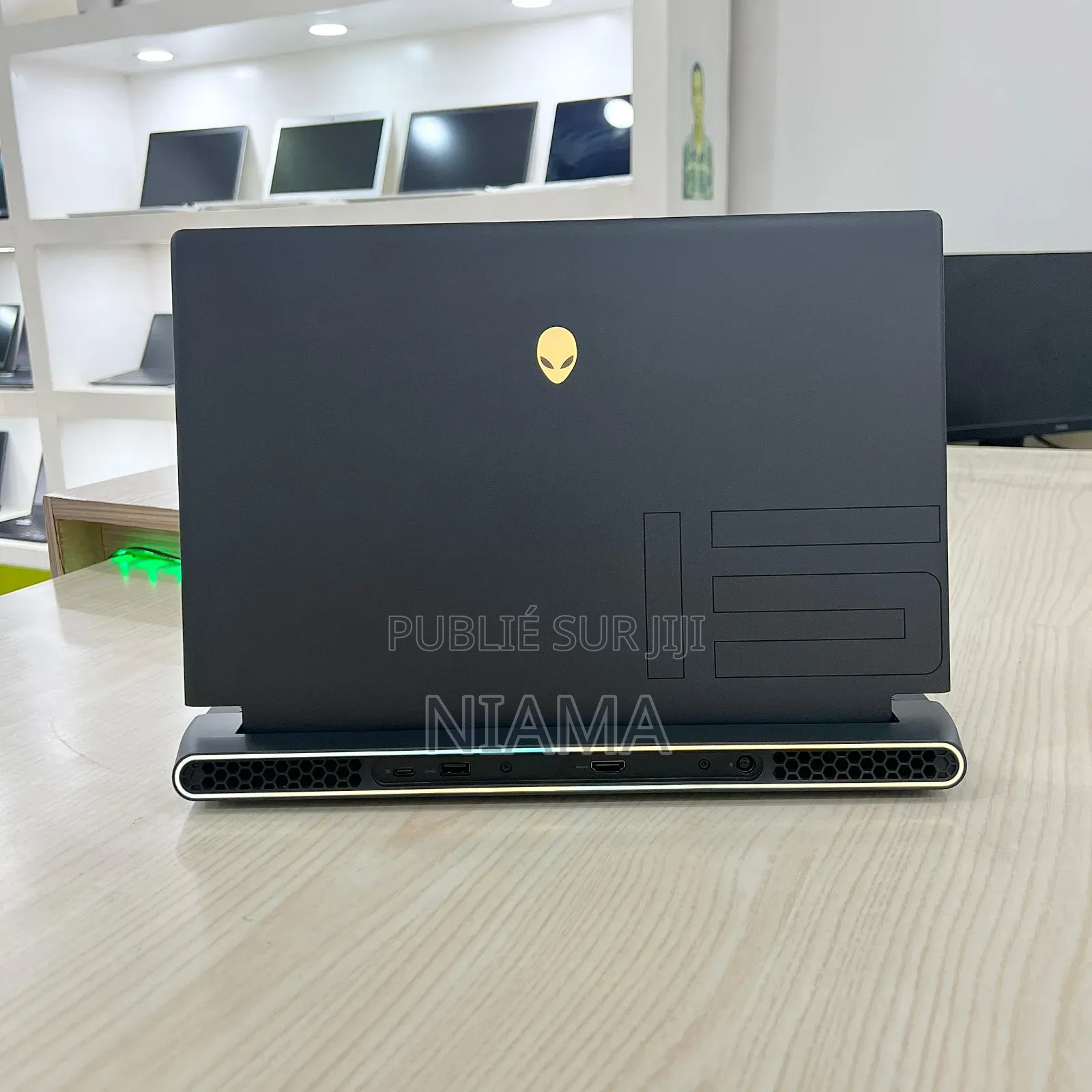 New Ordinateur Portable Alienware M15 R3 32GB AMD Ryzen 7 SSD 2T