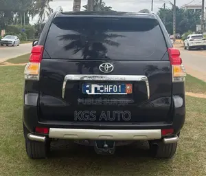 Toyota Land Cruiser Prado 2010 Noir