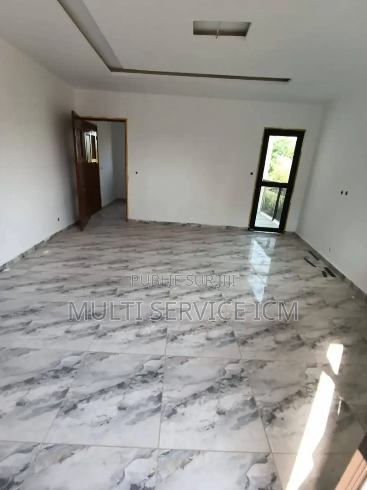 4chbre Duplex dans Ismaël Coulibaly, Bingerville à Vendre