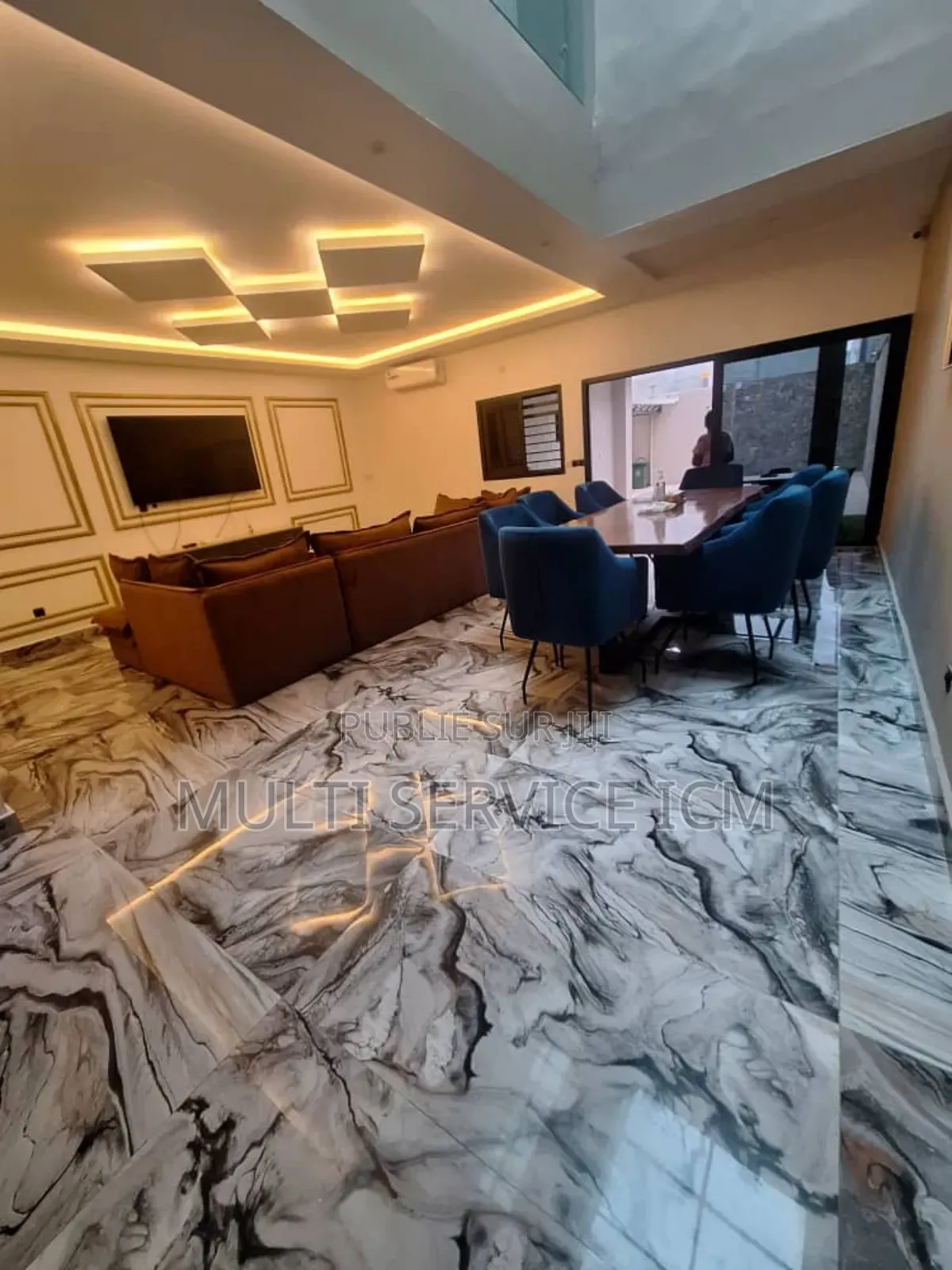 Furnished 6chbre Duplex dans Ismaël Coulibaly, Cocody à Vendre