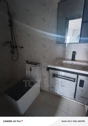 2chbre Appartement dans Kadjatou Yago, Cocody à Louer