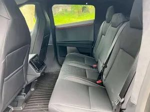 Tesla Model X 100D kWh Long Range 2023 Beige