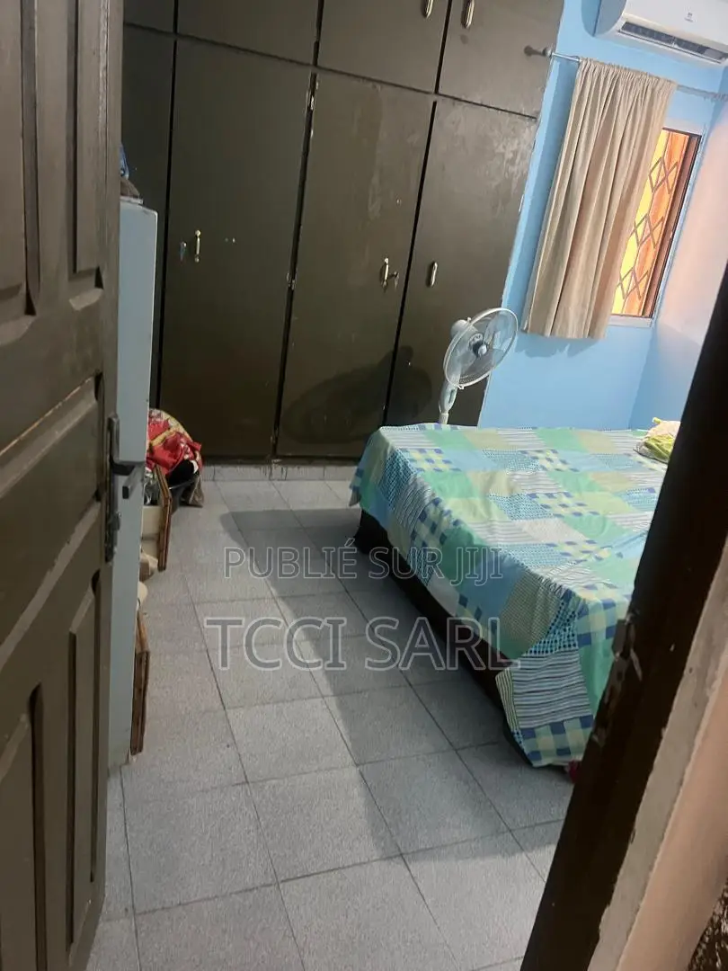 4chbre Villa dans Kadjatou Yago, Deux Plateaux à Louer