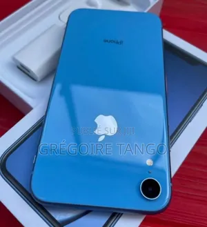 Photo - New Pomme iPhone XR 64 GB Autre