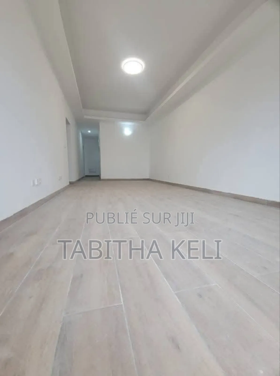 2chbre Appartement dans G.F.J Immobilier, Cocody à Louer