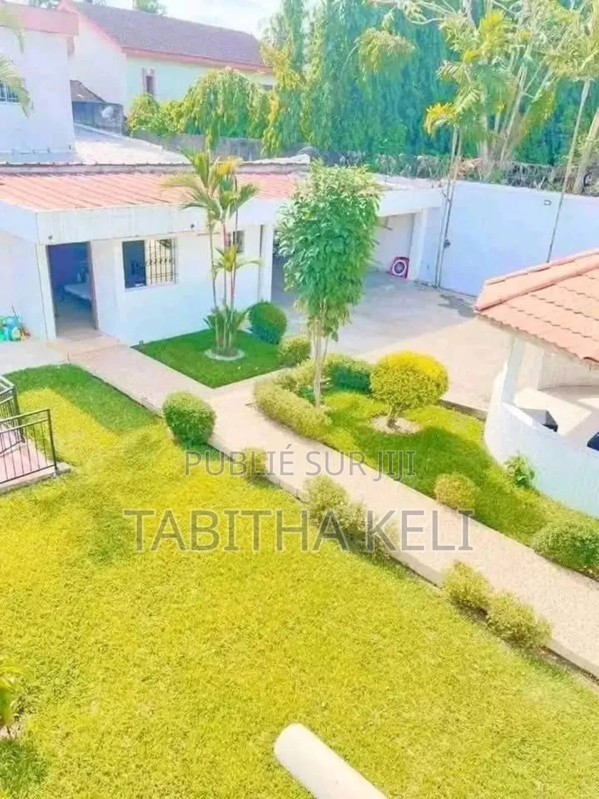 7chbre Duplex dans G.F.J Immobilier, Cocody à Louer