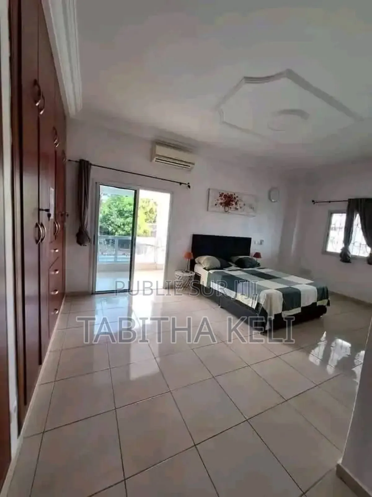 7chbre Duplex dans G.F.J Immobilier, Cocody à Louer