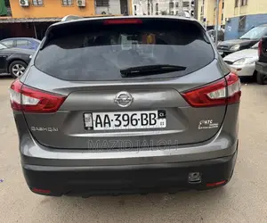 Nissan Qashqai 2016 Gris