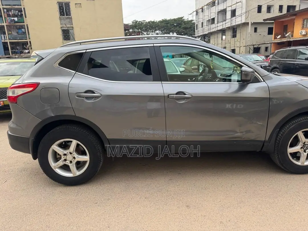 Nissan Qashqai 2016 Gris