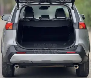 Toyota RAV4 XLE 2022 Gris