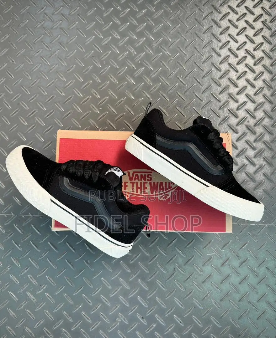 Vans School Knu