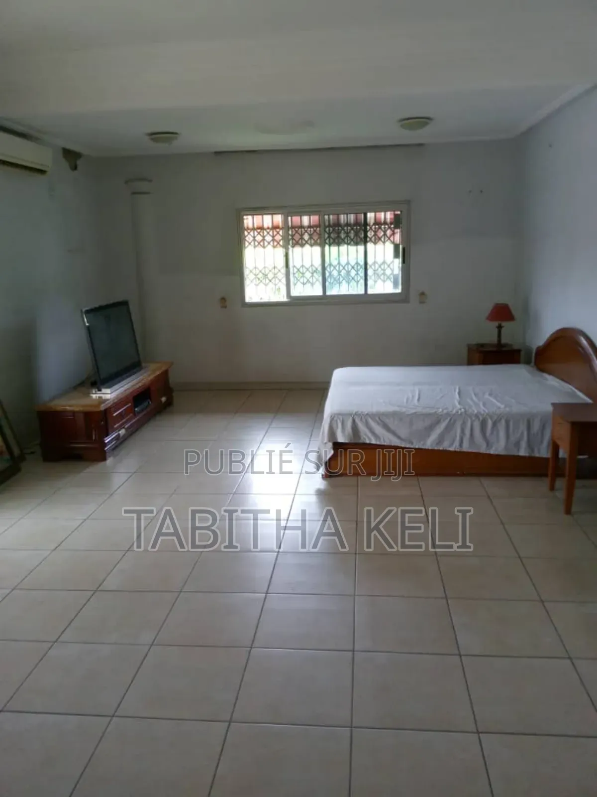 4chbre Duplex dans G.F.J Immobilier, Cocody à Louer