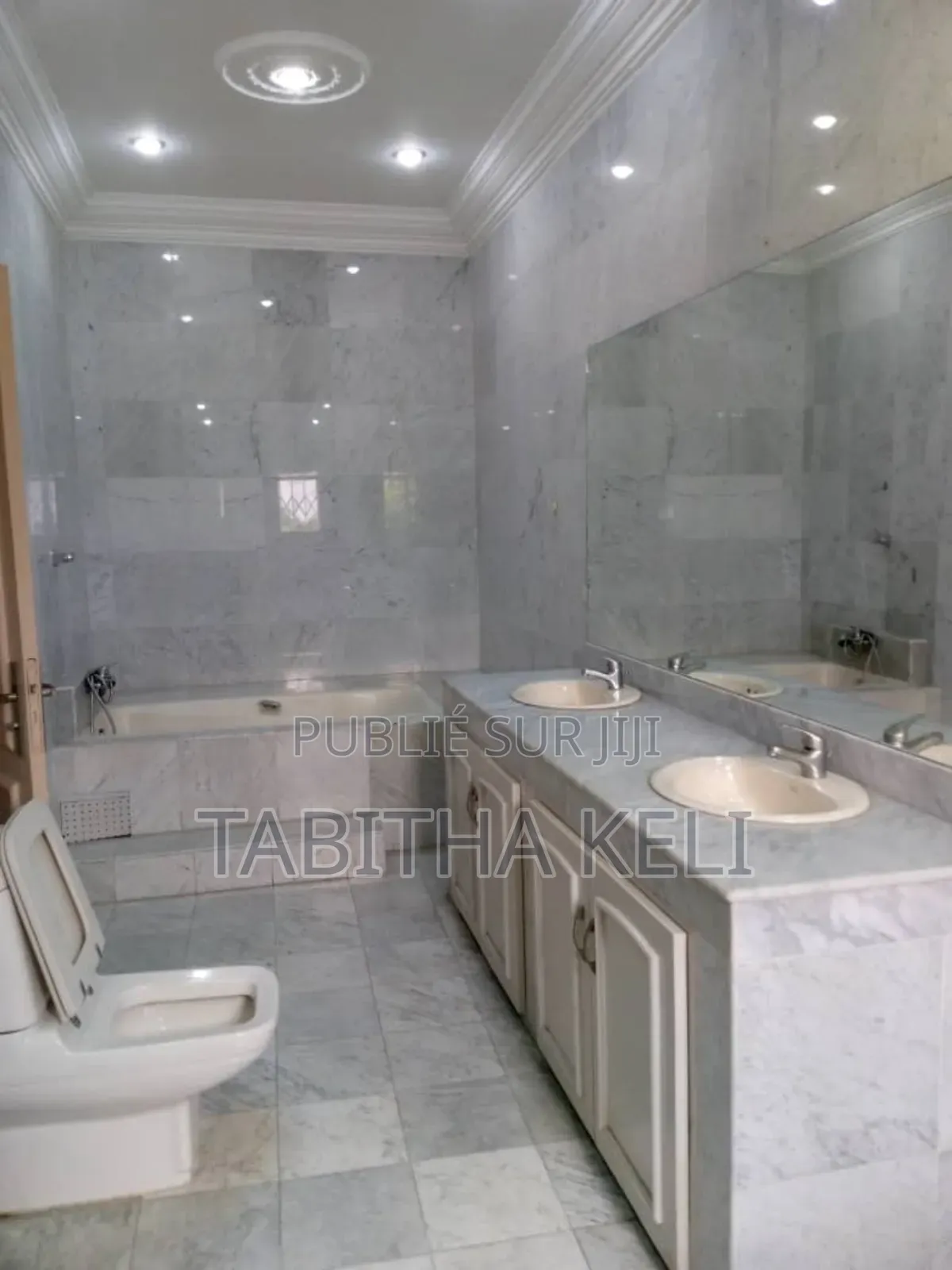 4chbre Duplex dans G.F.J Immobilier, Cocody à Louer