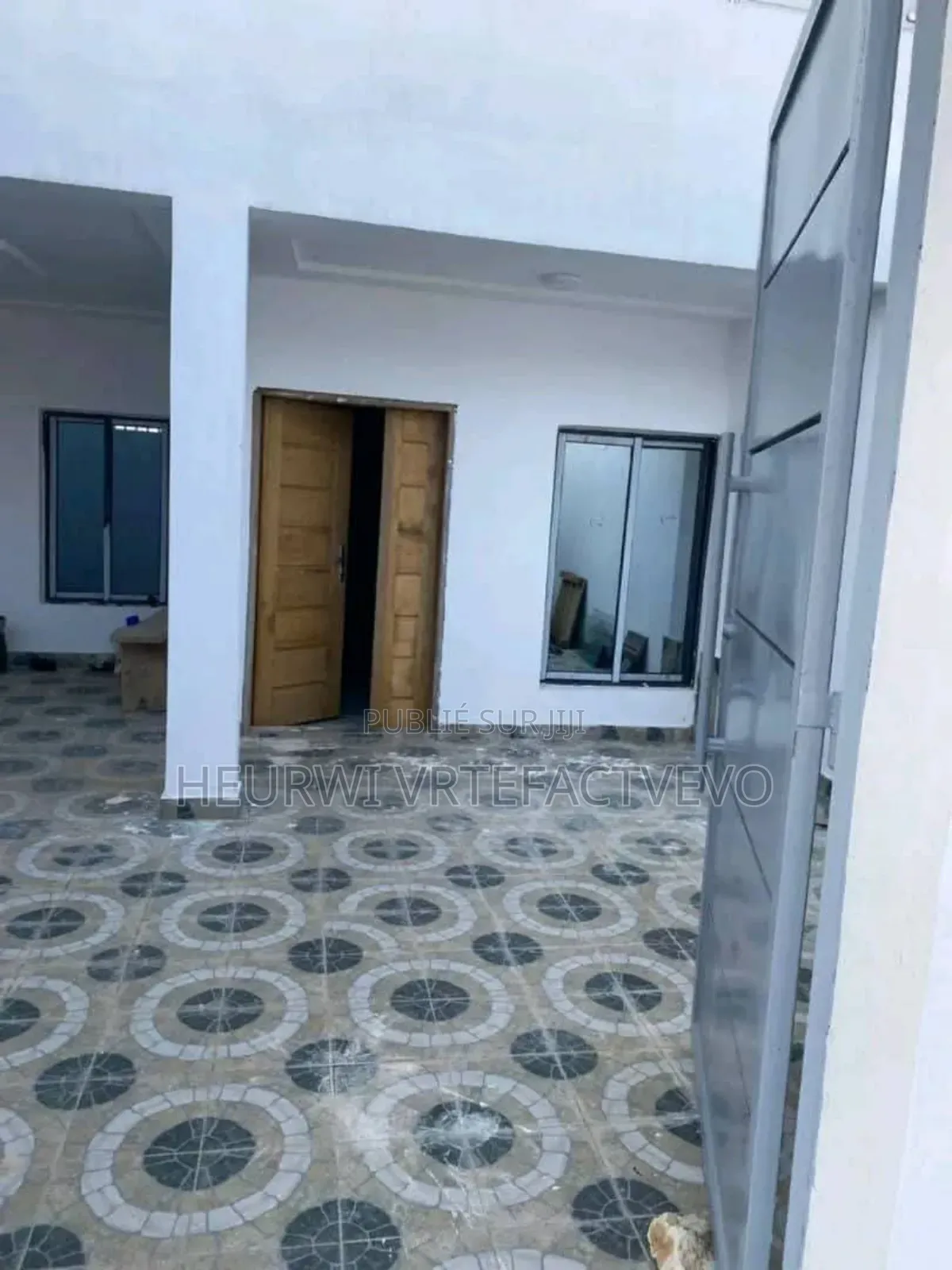 4chbre Duplex dans Angré 10E Tranche, Cocody à Vendre