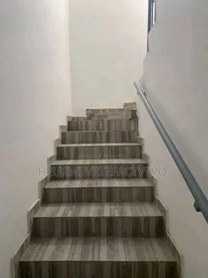 4chbre Duplex dans Angré 10E Tranche, Cocody à Vendre