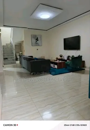 4chbre Duplex dans Rivera Faya, Cocody à Vendre