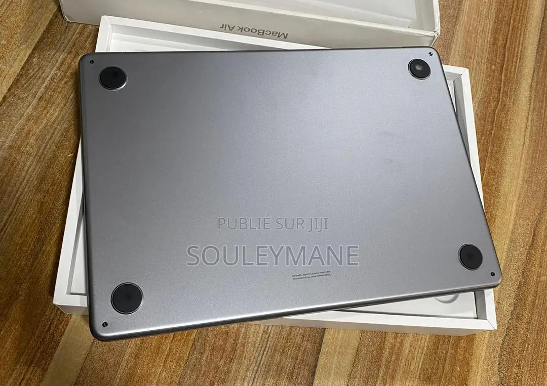 Ordinateur Portable Apple MacBook Air 2022 M2 8GB Apple M2 SSD 256GB