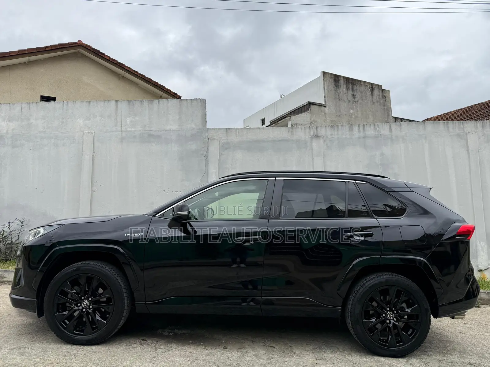 Toyota RAV4 2022 Noir Mat