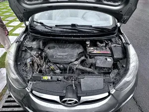 Hyundai Elantra 2013 Gris
