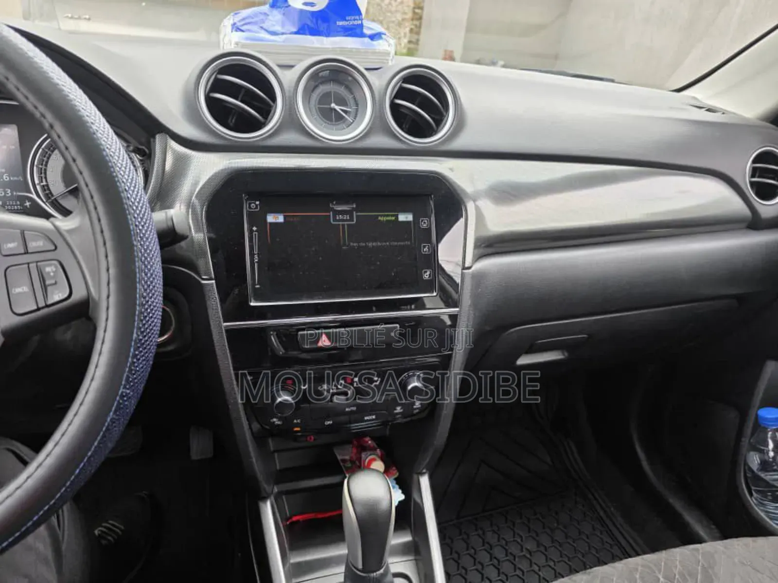 Suzuki Vitara 2023 Bleu