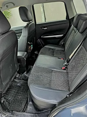 Suzuki Vitara 2023 Bleu