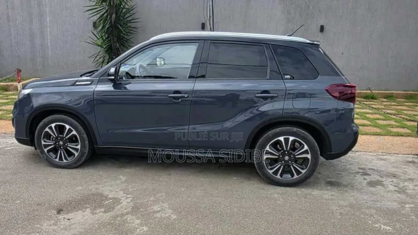 Suzuki Vitara 2023 Bleu