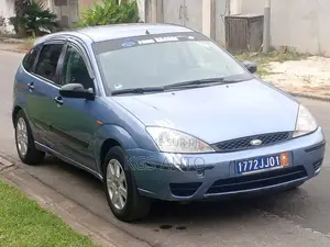 Ford Focus 1.6 2004 Bleu